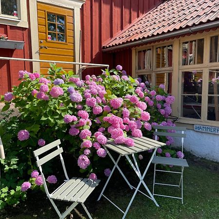 Kyrkstallet 1 Historiskt Med Baesta Laege Graenna Exterior foto